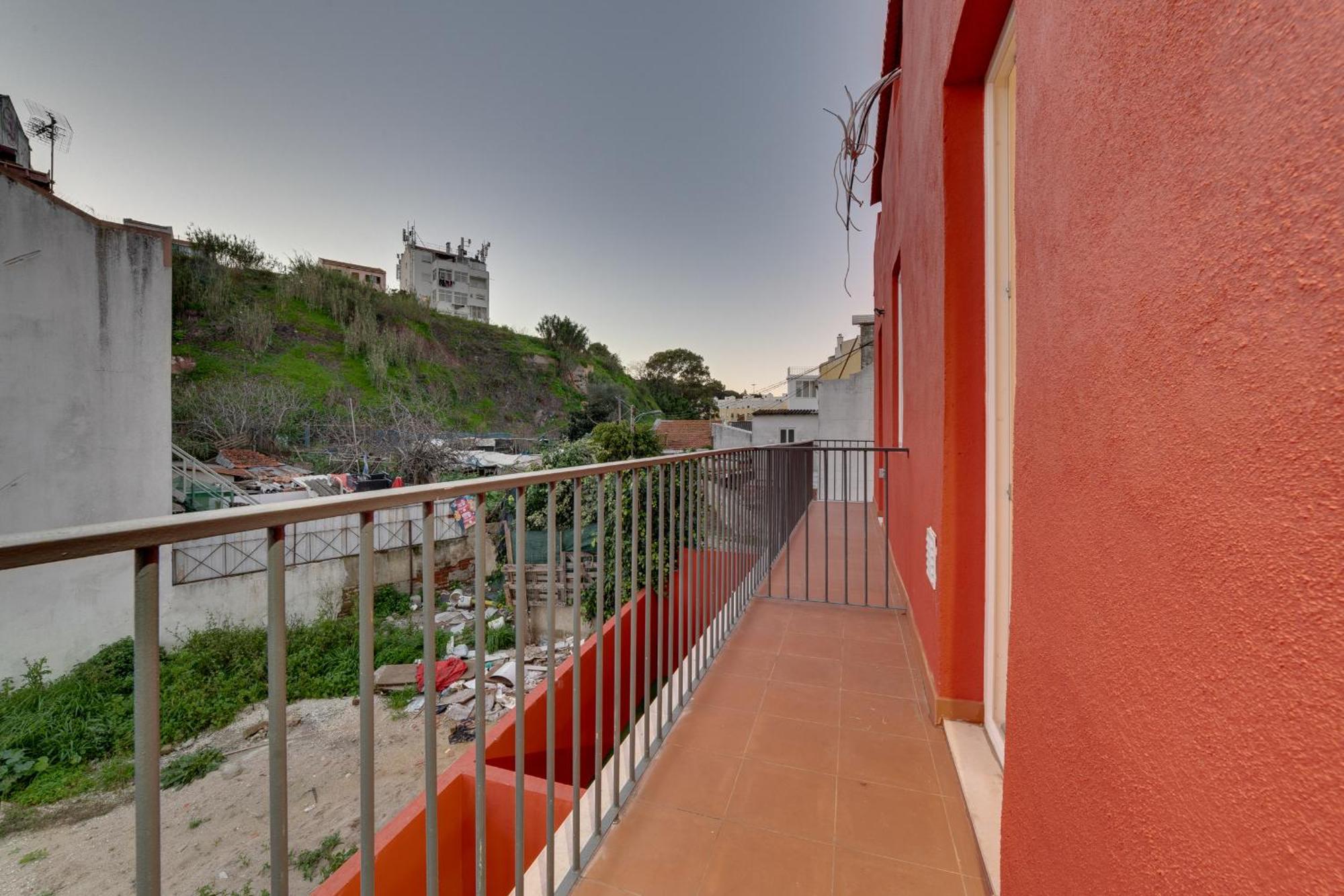 Campolide Charm Apartments Лиссабон Экстерьер фото